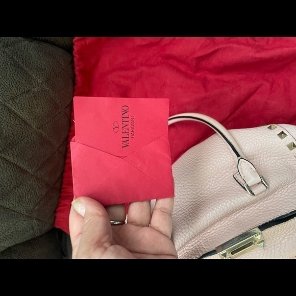 Authentic Valentino Garavani Rockstud Two way bag - Picture 9 of 12